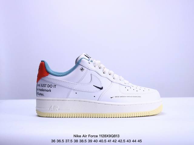 真标耐克nike Air Force 1“07空军一号低帮百搭休闲运动板鞋。柔软、弹性十足的缓震性能和出色的中底设计，横跨复古与现代的外型结合，造就出风靡全球三