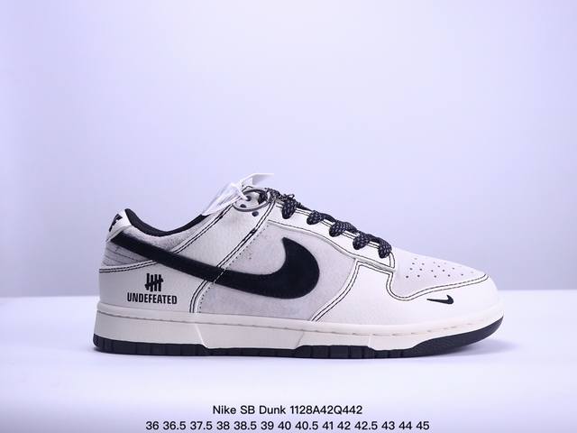 耐克nike Sb Dunk Low Sb 系列扣篮系列复古低帮休闲运动滑板板鞋。采用脚感柔软舒适zoomair气垫，有效吸 收滑板等极限运动在落地时带来的冲击