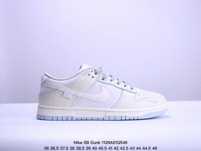 耐克supreme X Nike Sb Dunk Low 联名白绿三小勾此款主张打破传统的工业化流水线设计限制，以made By Ideas的超级创意为理念，集