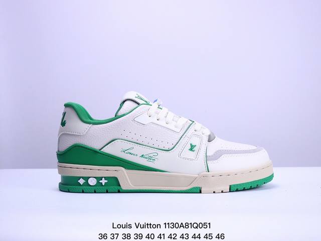 性价比 Lv路易威登louis Vuitton Trainer Sneaker Low低帮复古百搭休闲文化运动板鞋 男女鞋，采用荔枝纹二层牛剖革组合粒面牛剖革鞋