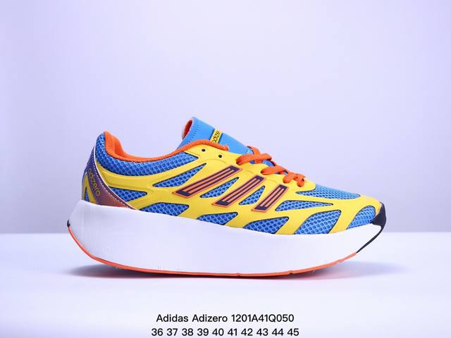 公司级adidas Adizero Aruku 全新跑鞋 浮现网络 以永动机为灵感的前卫造型 现代感十足的鞋面线条勾勒 格外引人注目 搭配丰沛的全新 Swirl