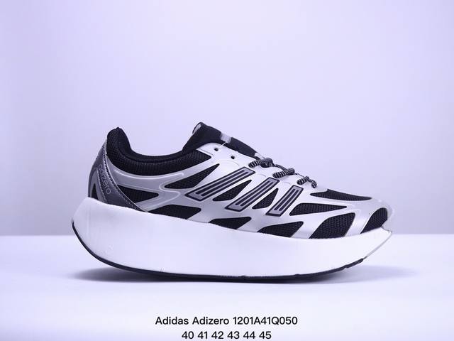 公司级adidas Adizero Aruku 全新跑鞋 浮现网络 以永动机为灵感的前卫造型 现代感十足的鞋面线条勾勒 格外引人注目 搭配丰沛的全新 Swirl