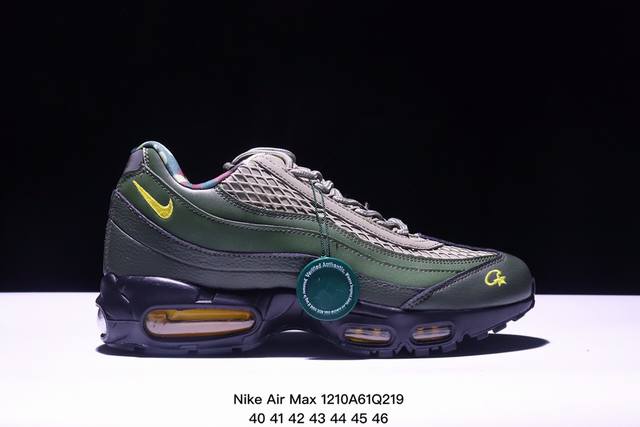 Corteiz X Nk Air Max 95 联名复古舒适气垫运动鞋 黑粉 Fb2709-001通过与nk合作 越来越多的朋友开始关注来自伦敦的街头服饰品牌