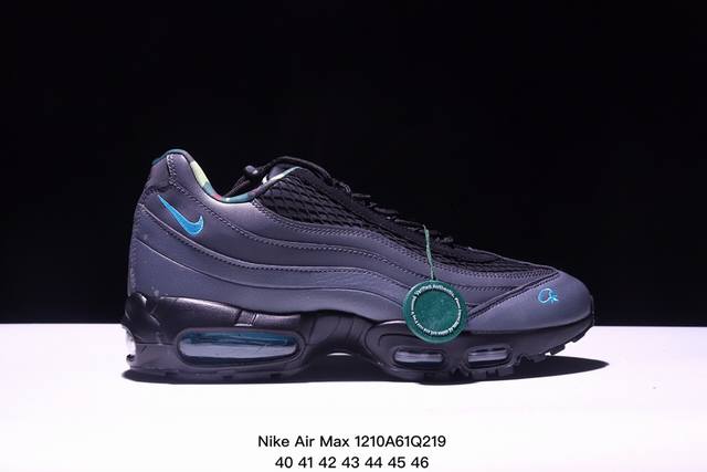 Corteiz X Nk Air Max 95 联名复古舒适气垫运动鞋 黑粉 Fb2709-001通过与nk合作 越来越多的朋友开始关注来自伦敦的街头服饰品牌