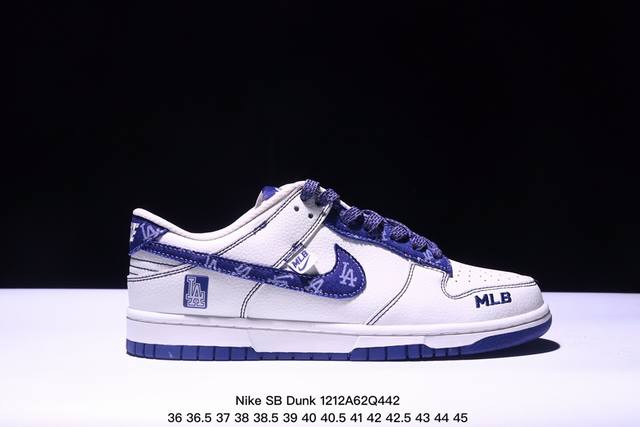 海外爆款限量发售！公司级 Nike Sb Dunk Low“ 斯图西联名 米蓝猪八英文” 周年高端定制 低帮休闲板鞋 定制鞋盒 大厂纯原品质出货 超高清洁度 皮