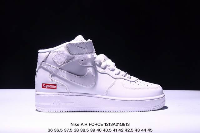 真标耐克nike Air Force 1 Mid 07 空军一号中帮百搭休闲运动板鞋。柔软、弹性十足的缓震性能和出色的中底设计，横跨复古与现代的外型结合，造就出