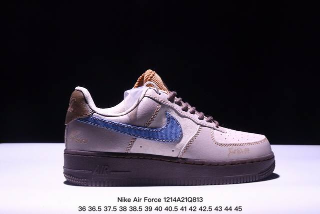 真标耐克nike Air Force 7 Lx 空军一号低帮百搭休闲运动板鞋。柔软、弹性十足的缓震性能和出色的中底设计，横跨复古与现代的外型结合，造就出风靡全球