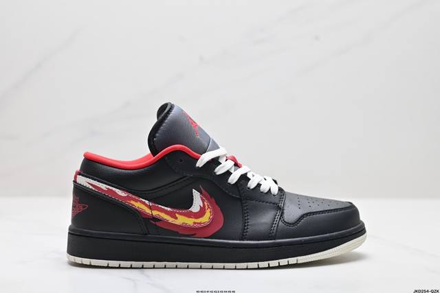 公司级nike Air Jordan 1 Low Se Aj1乔1低帮休闲板鞋 同步官方配色 官方货号:Fj7073-010 尺码:40 40.5 41 42