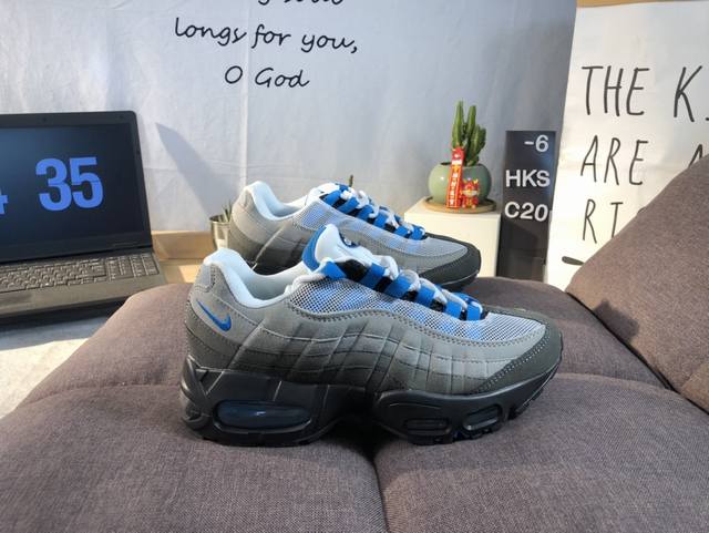 Nike 耐克 Air Max 95 潮流百搭 气垫缓震慢跑鞋 休闲防滑运动鞋！Nike耐克男鞋跑步鞋经典透气舒适运动鞋休闲鞋。为了迎接今年的世界地球日，Nik