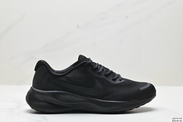 公司级nike Revolution 7透气 低帮 跑步鞋兼顾迅疾外观和稳固脚感，后跟覆面和中足动态支撑巧妙融合，缔造稳定顺畅的迈步体验 货号：Fb2207-0