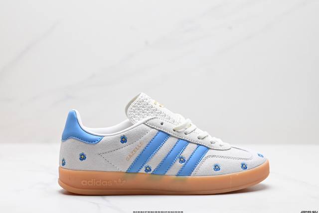 公司级adidas Originals Gazelle Indoor 三叶草休闲防滑耐磨低帮板鞋 鞋头出色设计 塑就出众贴合感 稳固的后跟贴合足部曲线设计 软弹