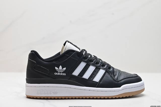 公司级阿迪达斯 Adidas Forum 84 Low 低帮百搭潮流休闲运动板鞋。以复古篮球鞋的外形为基础，采用皮革拼接，简约百搭，更加贴合舒适。中底内侧网格造