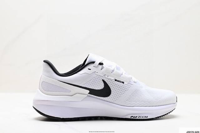 真标nike Air Zoom Winflo 25 网透面气 训跑练步鞋 该鞋款采用改良版网眼布和增加泡棉设计，专为驾驭耐力跑而设计，出色的缓震性能可助力你心无