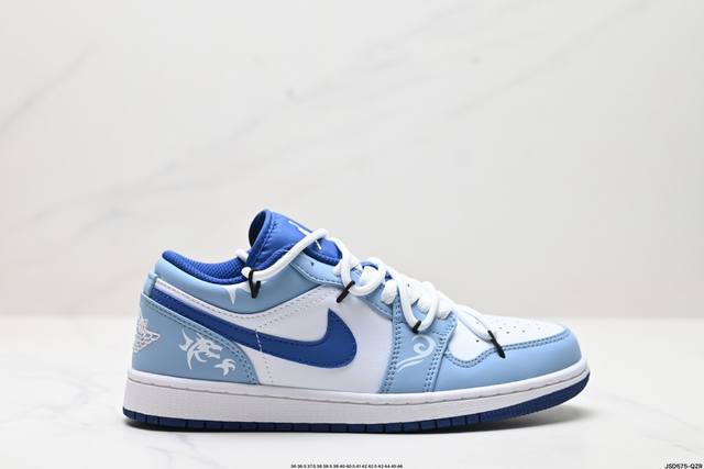 公司级air Jordan 1 Low 绑带白黑蓝 官方同步新色 原装级产物 拒绝公底 立体鞋型 细节完美 高清洁度 购置公司同步原材料 原汁原味 忠于原版 货