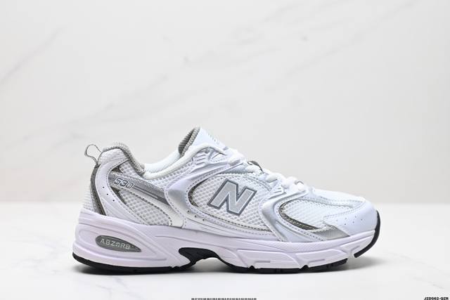 公司级新百伦 Nb530 New Balance 530 复跑古鞋nb530这鞋双确实是nb家经复典古款式之一，以全科新技诠释，成打功造530鞋款。鞋面保在持5