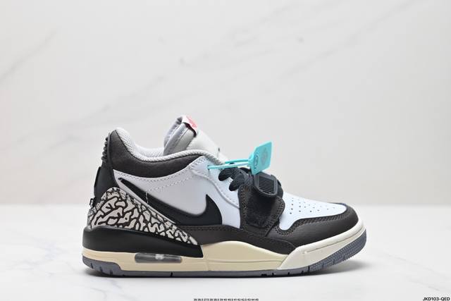 公司级air Jordan Legacy 312乔丹篮球鞋系列 号称 “最强三合一” 的 Jordan Legacy 312，自然有着杂交结合的设计，它的名字就