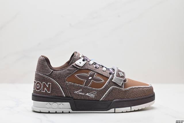 公司级全新lv路易威登louis Vuitton Trainer Sneaker Low休闲运动文化百搭板鞋 尺码:39-45 Id:Jkd129-Qzg