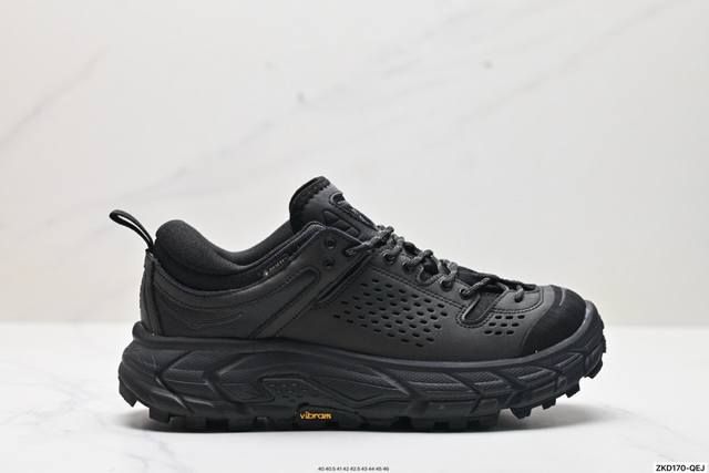 公司级小红书推荐hoka U Tor Ultra Lo 全新配色 这个品牌来自于新西兰的毛利语，Hoka表示大地，One One表示飞越，连起来就是飞越地平线，