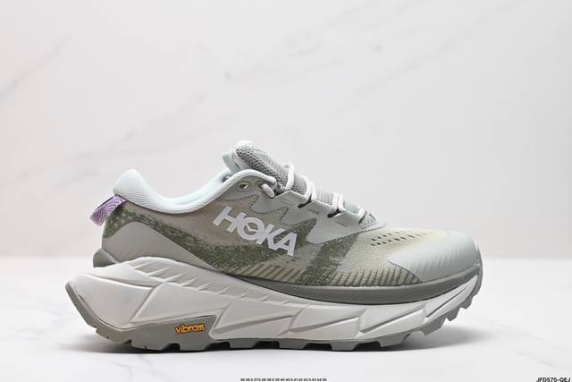 公司级小红书推荐hoka U Skyline-Float X全新配色 这个品牌来自于新西兰的毛利语，Hoka表示大地，One One表示飞越，连起来就是飞越地平