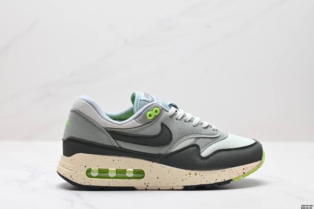 真标nike Air Max 1 耐克气垫 缓震 耐磨运动鞋 鞋身材质均选择皮革 织物 麂皮多种材质覆盖 保证质感的前提下 层次感也相当不错 带有开窗式 Air