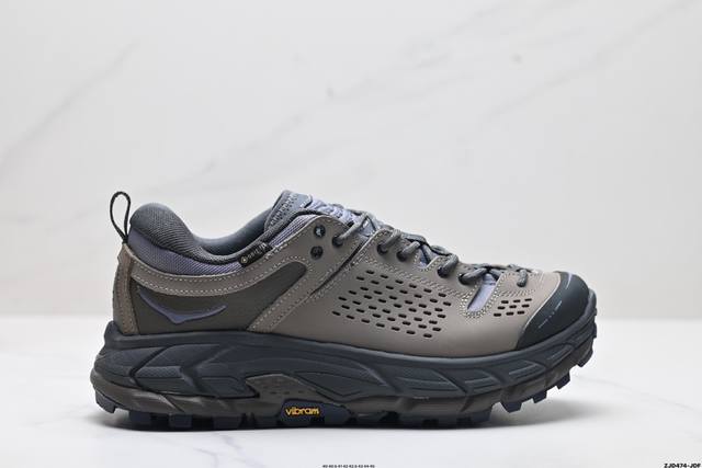 公司级小红书推荐hoka U Tor Ultra Lo 全新配色 这个品牌来自于新西兰的毛利语，Hoka表示大地，One One表示飞越，连起来就是飞越地平线，