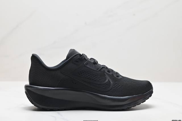 公司级nike Quest 6极速6代网面透气 时尚休闲跑步鞋 简约高科技设计采用多层材料，为双足带来凉爽感受和稳固体验时尚鞋面搭配中足包覆设计，提供稳固贴合感