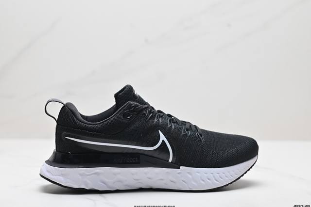 公司级nike Zoom React Infinity Run Fk 2耐克马拉松机能风格运动鞋 实拍首发 鞋款搭载柔软泡绵 在运动中为你塑就缓震脚感 设计灵感