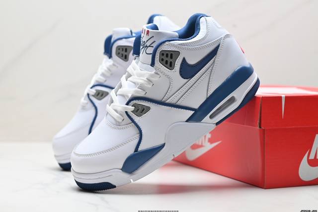 公司级耐克nike Air Flight 89男子运动鞋 Aj4兄弟款 缓震篮球鞋 重塑80年代后期非凡篮球战靴的经典风范 利落皮革结构搭载卓越缓震系统 重现传