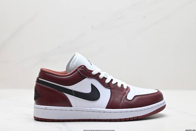 公司级nike Air Jordan 1 Low Aj1乔1低帮休闲板鞋 同步官方配色 头层皮打造 正确满胶鞋垫 四线拉帮 原厂织唛标 鞋舌高弹海绵填充 官方货