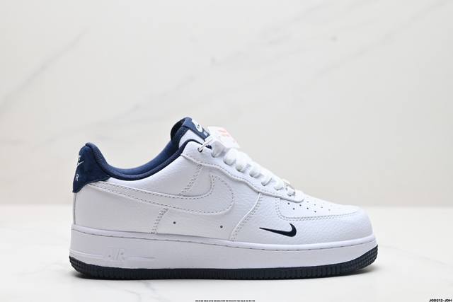 公司级nike Air Force 1'07 原楦头原纸板 打造纯正低帮空军版型 专注外贸渠道 全掌内置蜂窝气垫 原盒配件 原厂中底钢印、拉帮完美 货号:Hm9