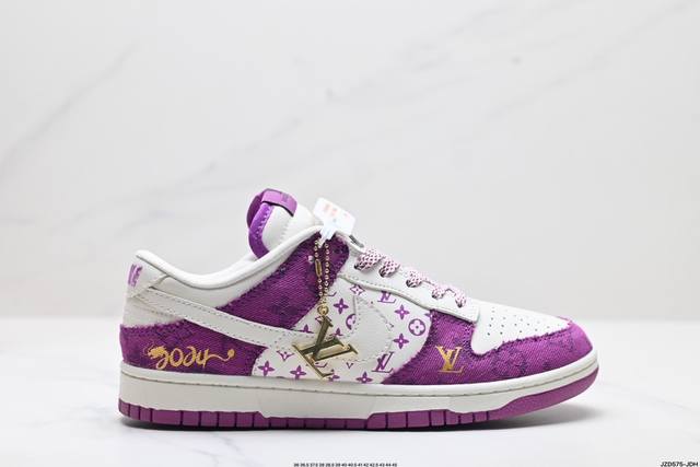 真标耐克nike Sb Dunk Low Pro扣篮系列低帮休闲运动滑板板鞋 货号:Fc1688-154 尺码:36 36.5 37.5 38 38.5 39