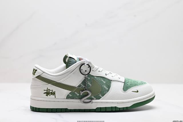 真标耐克nike Sb Dunk Low Pro扣篮系列低帮休闲运动滑板板鞋 货号:Fc1688-154 尺码:36 36.5 37.5 38 38.5 39