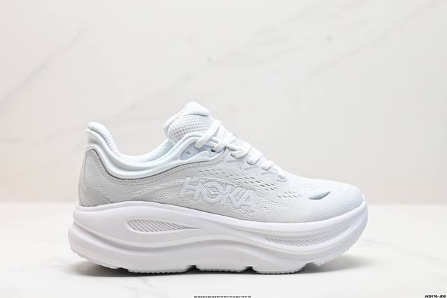 公司级小红书推荐hoka W Bondi 9全新配色 这个品牌来自于新西兰的毛利语，Hoka表示大地，One One表示飞越，连起来就是飞越地平线，One On