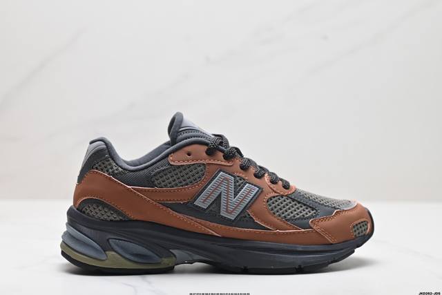 公司级new Balance M2010系列 新百伦 复古老爹风网布跑步休闲运动鞋 新百伦经典配色 沿袭了面世之初的经典科技 以encap中底配以升级版 N-E