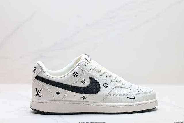 公司级nike Court Vision Lo联名 低帮百搭 透气休闲运动板鞋 兼顾舒适脚感和出众风范 演绎匠心之作 结构性的支撑贴合感结合复古篮球设计 电绣工