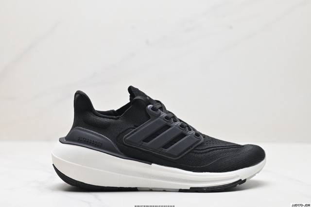 公司级阿迪达斯adidas Ultraboost Light 耐磨缓震休闲运动跑鞋 采用网材搭配反光皮革鞋面 配上stretchweb网格外底 提供非凡穿着体验