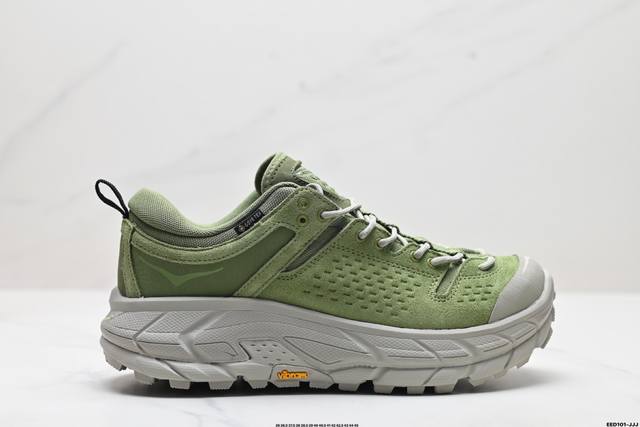 公司级小红书推荐hoka U Tor Ultra Lo 全新配色 这个品牌来自于新西兰的毛利语，Hoka表示大地，One One表示飞越，连起来就是飞越地平线，