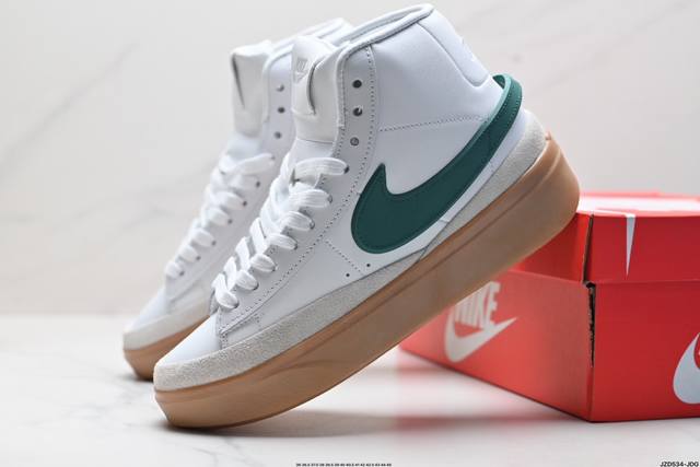 公司级nike Blazer Phantom High高帮男女子运动板鞋 厚底增高休闲鞋。采用轻盈利落设计，焕新演绎经典鞋款。该鞋款带来舒适足底体验，结合鞋侧壁