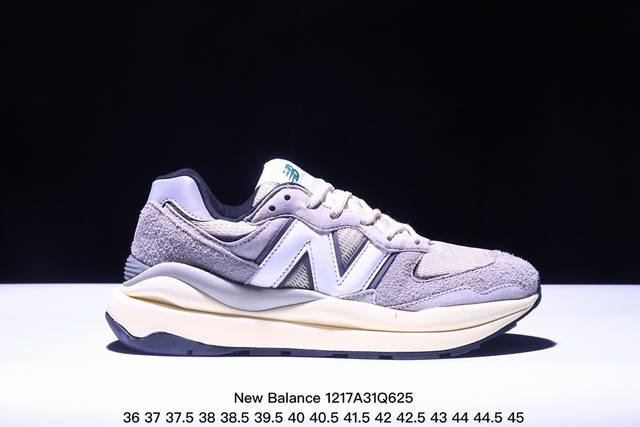 公司级new Balance Nb5740系列 凭借多种严选的优质素材重塑出让人耳目一新又充满层次感的革新中低结构。为呼应90年代的巨大化潮流，鞋侧也点题采用了