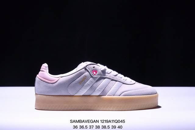 Adidas 阿迪达斯 男女运动鞋 三叶草 Hello Kitty 猫 Sambavegan休闲鞋德训复古板鞋经典运动鞋，采用环保设计的焕新adidas Sam