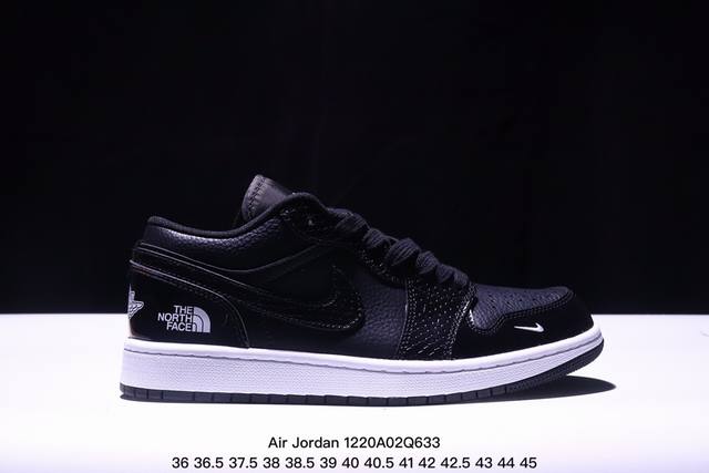 Air Jordan 1 Low 低帮 蓝柠檬 Aj1 乔丹1代 Aj1 乔1 低邦 蓝黄拼接 乔丹篮球鞋系列 鞋身采用蓝色皮革勾勒轮廓，明黄色注入后跟收尾，营