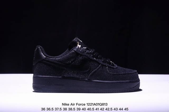 真标耐克nike Air Force 7空军一号低帮百搭休闲运动板鞋。柔软、弹性十足的缓震性能和出色的中底设计，横跨复古与现代的外型结合，造就出风靡全球三十多年