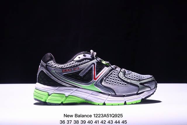 New Balance Nb新百伦舒适织物减震耐磨低帮 休闲跑步鞋 男款简约大方的造型设计，给人以随性休闲的时尚格调，穿着舒适轻便，运动灵活自如，满足日常个性穿