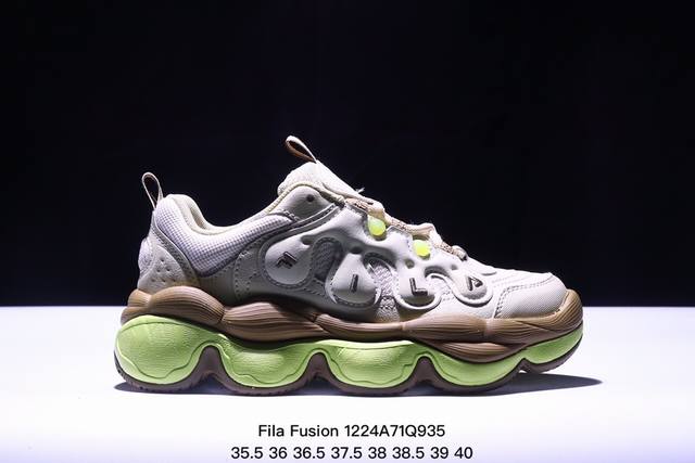 Fila Fusion 斐乐潮牌 时尚潮流休闲运动板鞋 纯原版本 鞋面设计理念源自于历史篮球鞋款smash 从其复古鞋面提炼元素 结合板鞋鞋底做现代拼接的混搭风