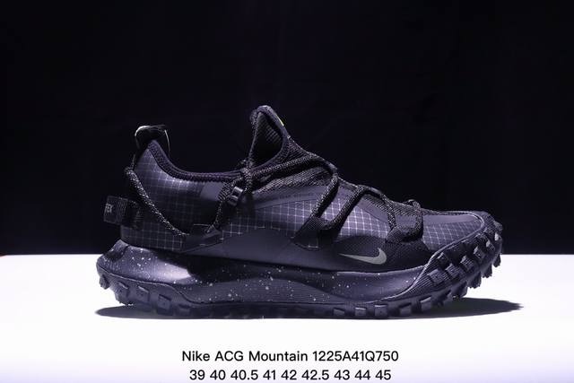 Nike Acg Mountain Fly Low Gtx Se 耐克 低帮 峡谷紫 机能防水 低邦户外功能鞋 鞋面采用gore-Tex技术，提供出色防水性能，