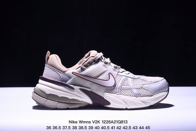 真标耐克nike Wmns V2K Runtekk Low”White Grey Pink”复古潮系列未来复古老爹风百搭休闲运动慢跑鞋 货号:Fn0738-10