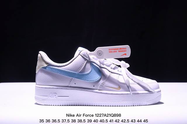 真标耐克nike Air Force 7空军一号低帮百搭休闲运动板鞋。柔软、弹性十足的缓震性能和出色的中底设计，横跨复古与现代的外型结合，造就出风靡全球三十多年