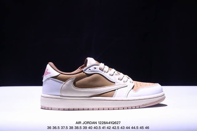 乔丹一代 Air Jordan 1 乔1 低帮aj1倒勾系列 运动鞋复古休闲篮球鞋 提高了与足部的贴合度，给人不一样的穿着体验。鞋底的平稳支撑，让你在运动中随意