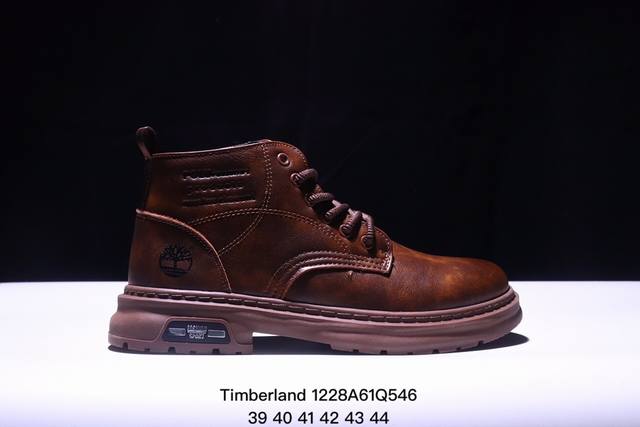 Timberland添柏岚 天伯伦ss专柜同步新款 中帮休闲鞋tb 36专柜官网同步发售 原盒原包装 面料采用意大利顶级磨砂细纹牛皮，搭配防臭防腐高弹力蜂窝乳胶