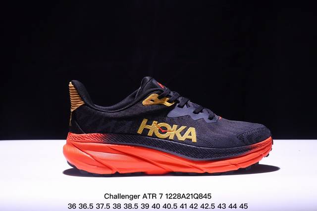 Hoka One One Challenger Atr 7 全新配色 这个品牌来自于新西兰的毛利语，Hoka表示大地，One One表示飞越，连起来就是飞越地平